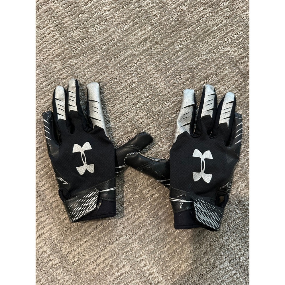 Under Armour F7 Youth Football Gloves Black Silver Metallic HeatGear Kids